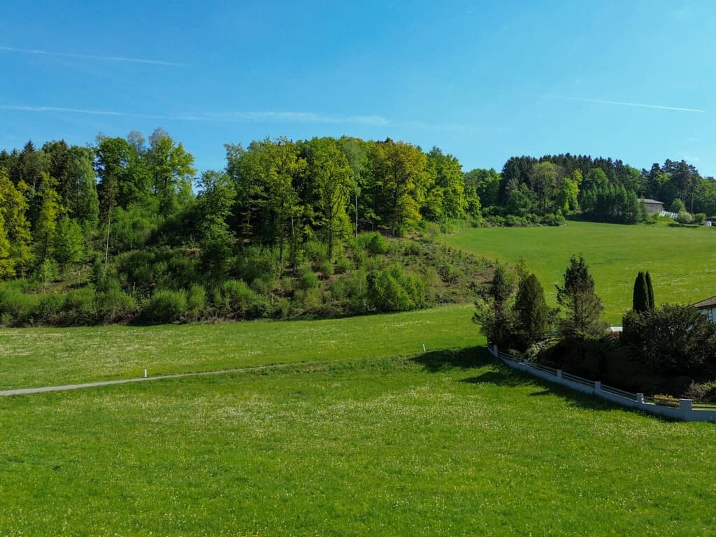 718 m² Grundstück in Gramastetten
