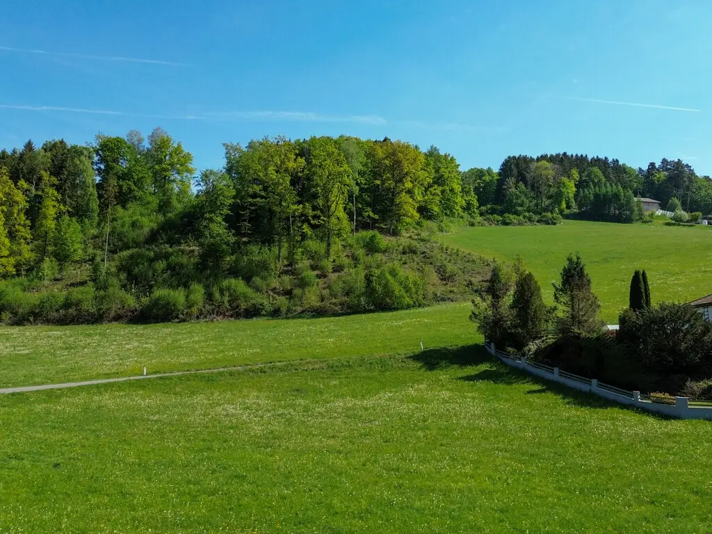 718 m² Grundstück in Gramastetten