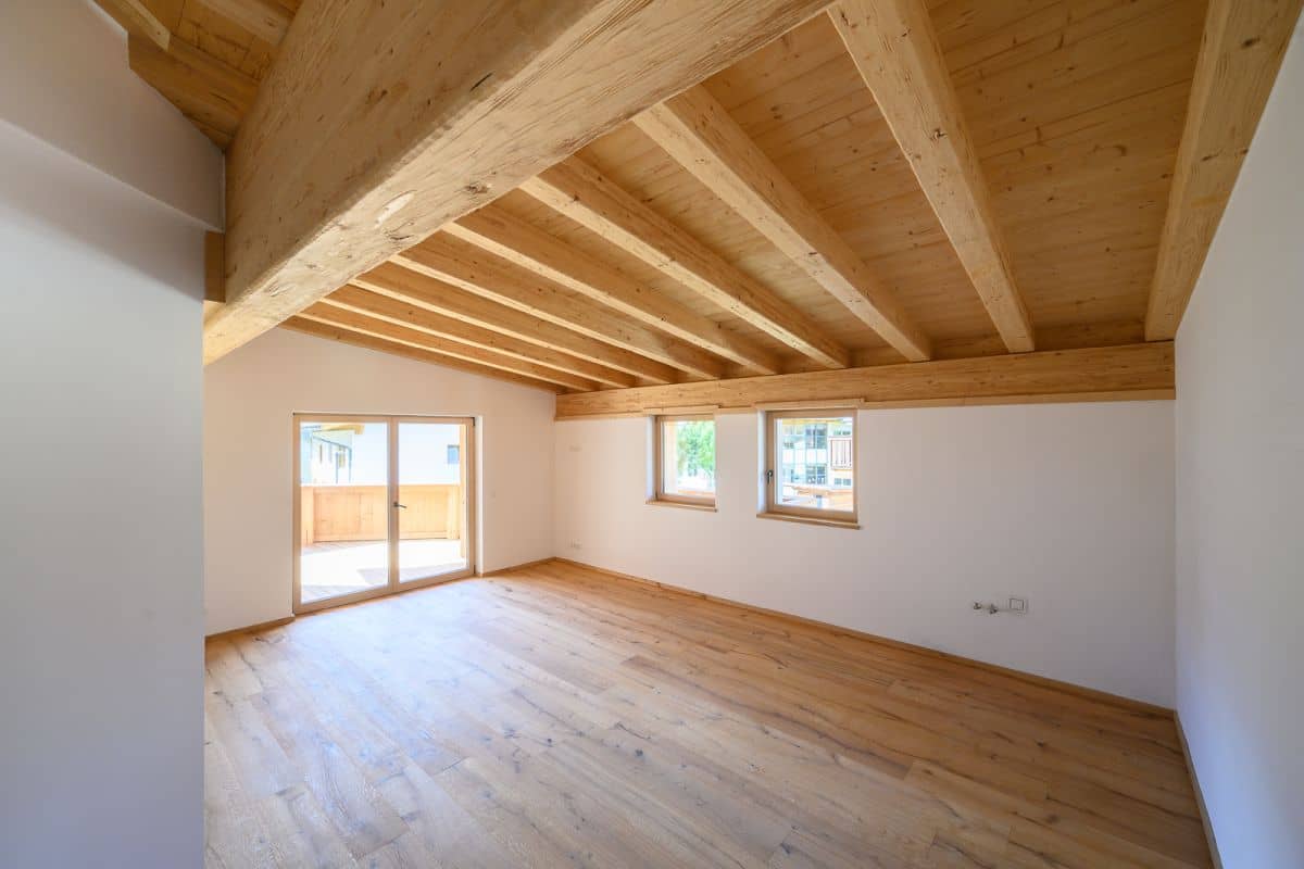 Penthouse Sichtdachstuhl Balkon Südwestlage