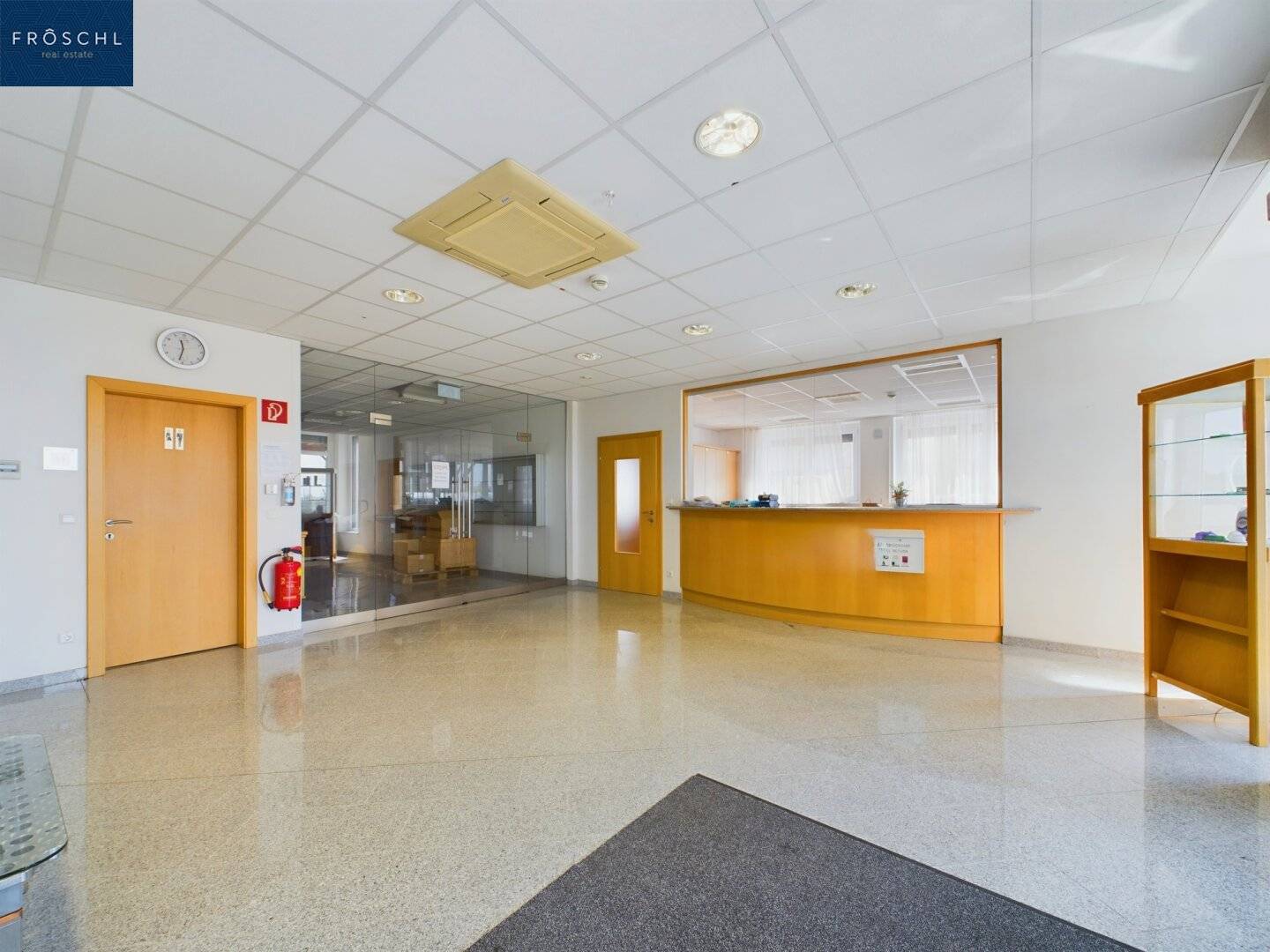 9.761 m² Gewerbeobjekt, €3/m²