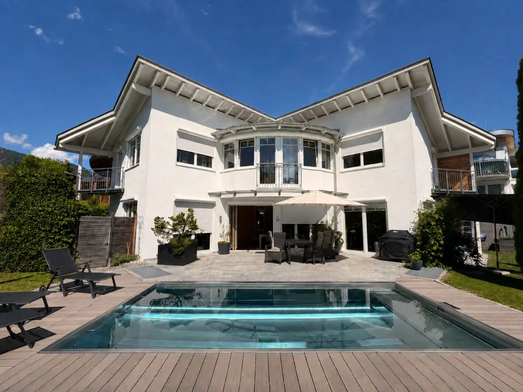 Architektenhaus mit Pool in Reutte