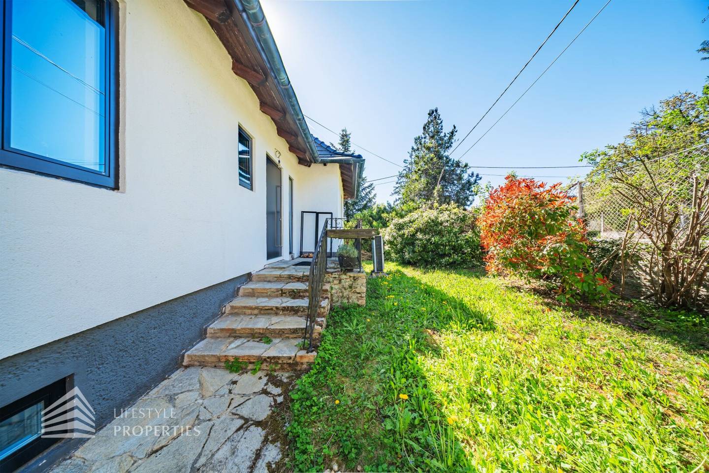 Single-family house with garden in Vienna 1140