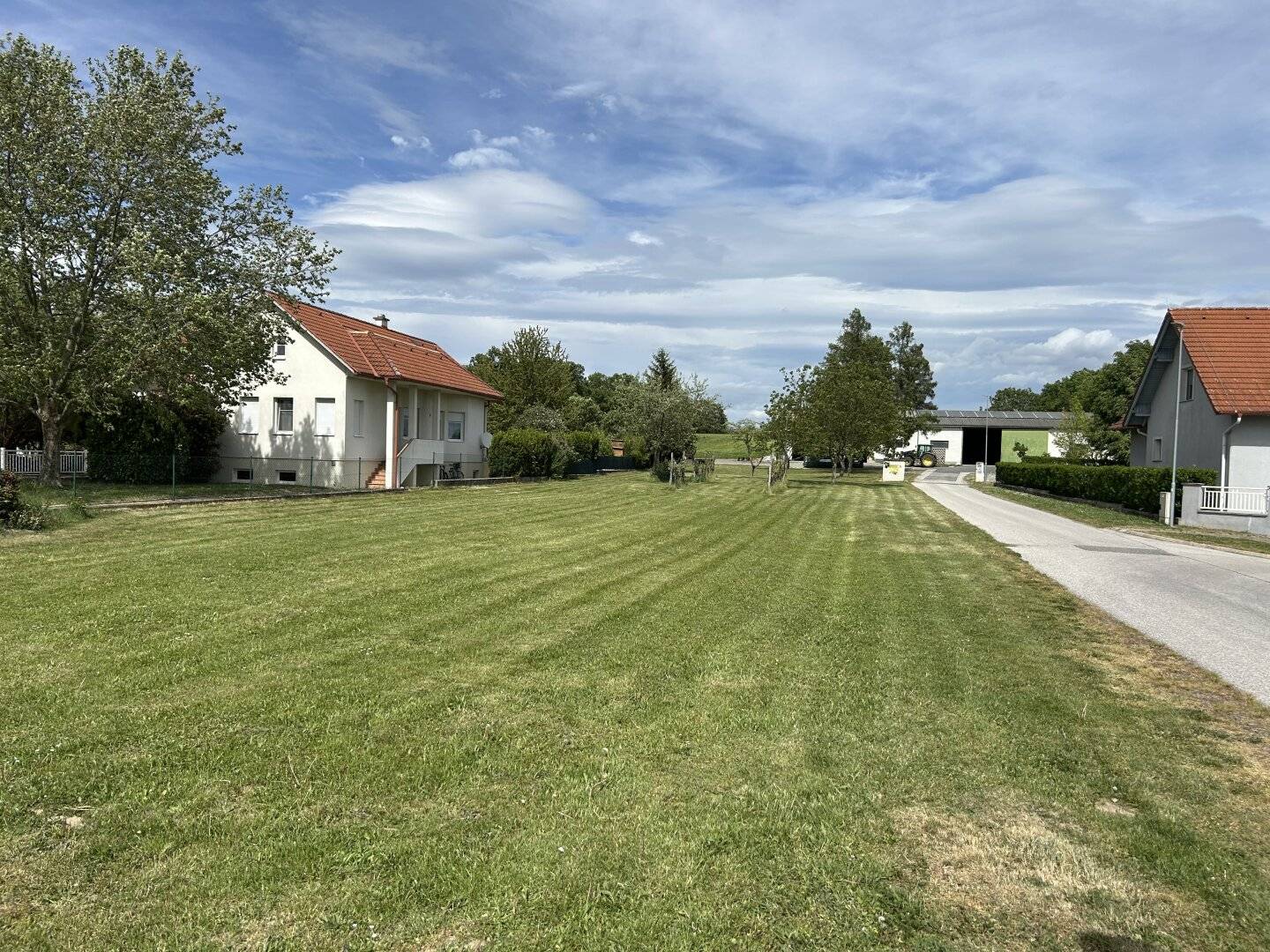 Ebenes Baugrundstück 1122m² Stoob