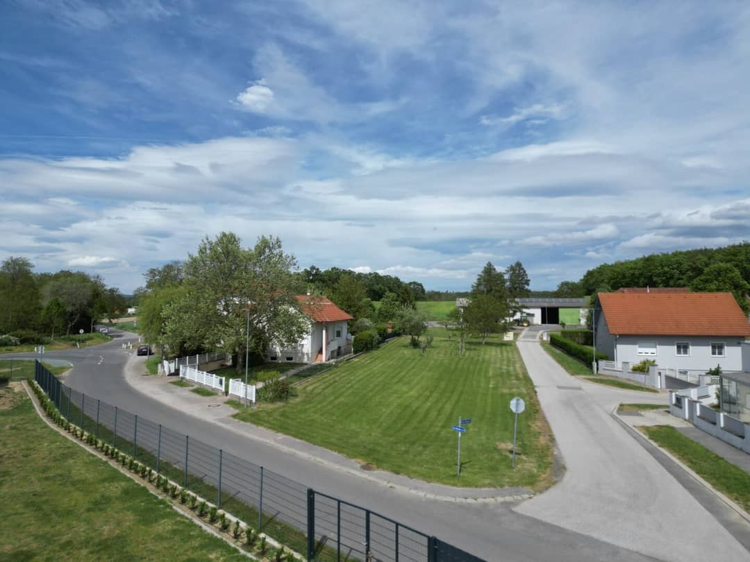 Ebenes Baugrundstück 1122m² Stoob