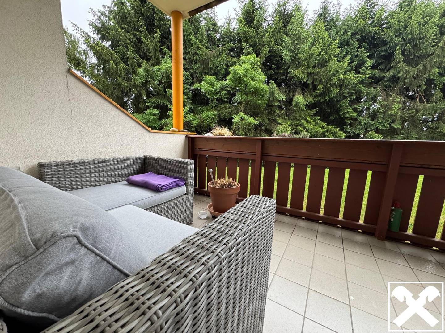 Erdgeschosswohnung mit Gartenflair und Balkon