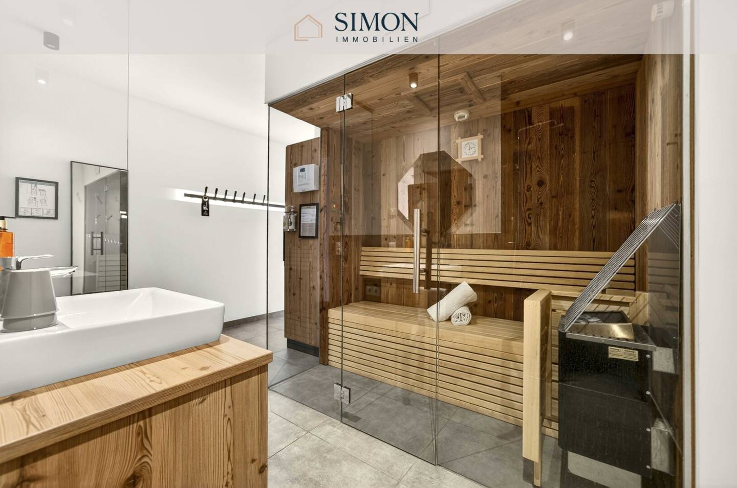 Apartment with private sauna lake view terrace