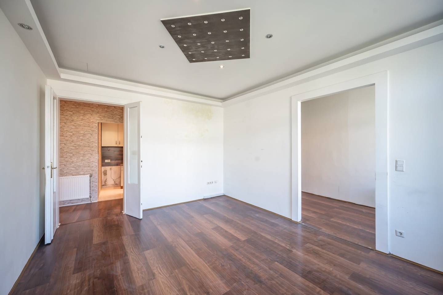 Old building apartment with lift near city center
