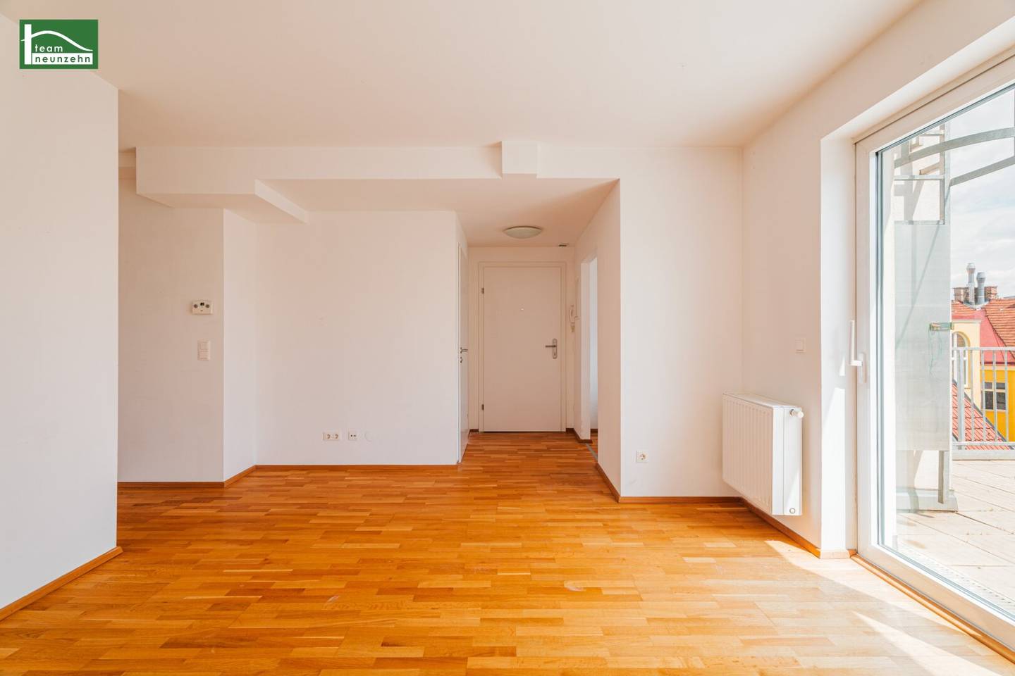 Einladende DG-Wohnung in ruhiger Gassenlage beim Familienplatz mit großer Terrasse! 2014/2015 erbaut!