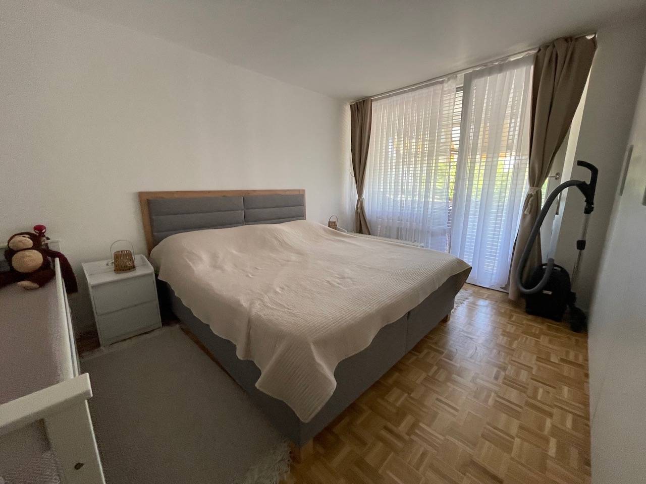 Wohnung mit verglastem Balkon Südwestlage