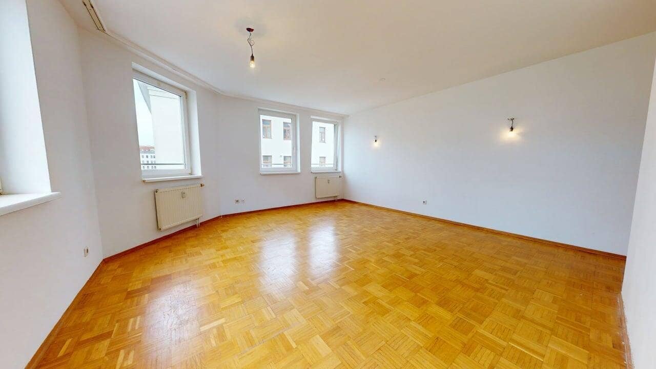 Wohnung kompakt nahe U4 und Bahnhof