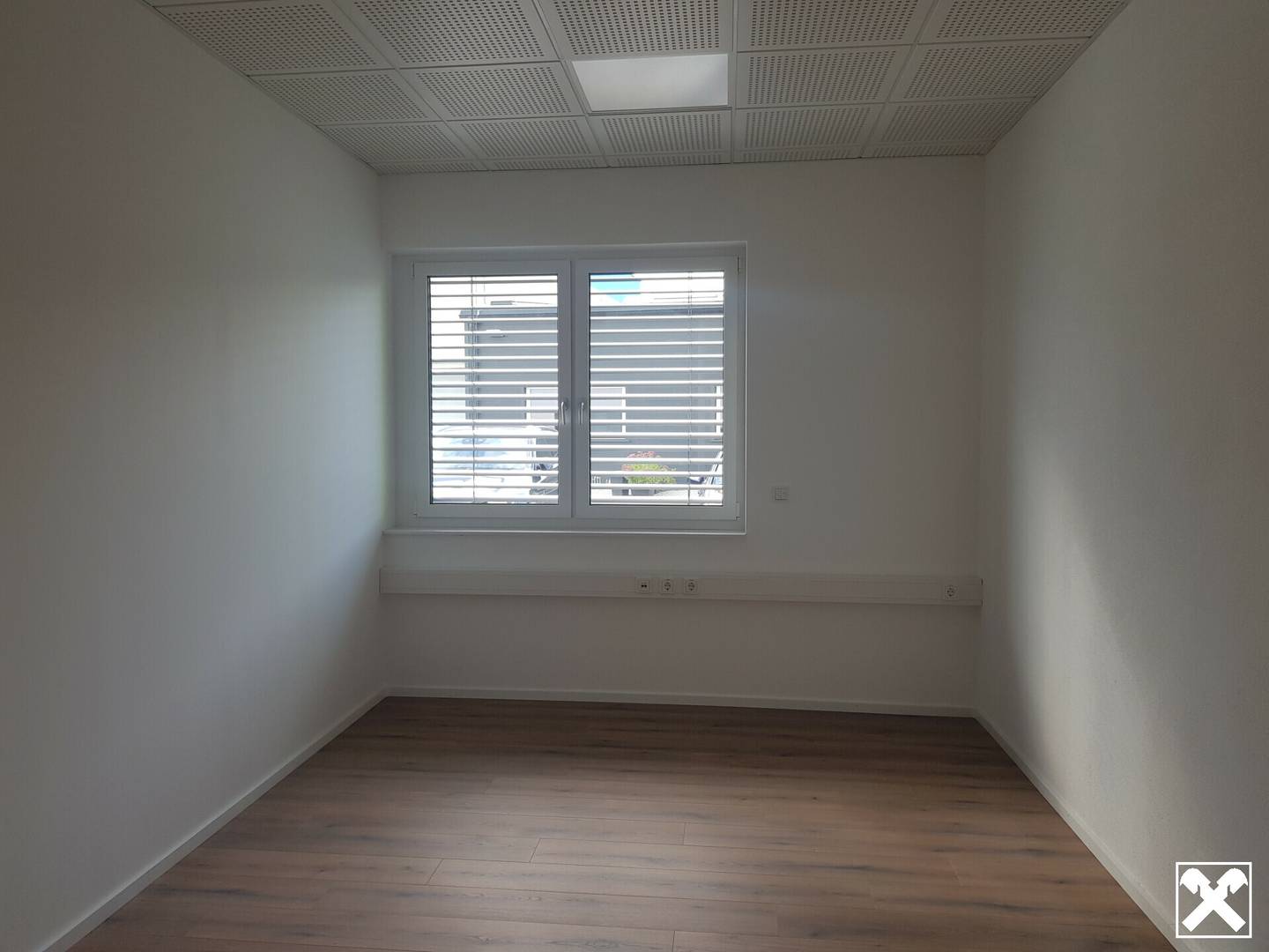Barrier-Free Office 13m² Absdorf