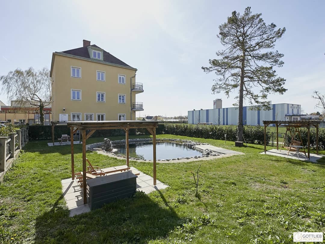 Apartment Kaiserebersdorf Balcony and Garden