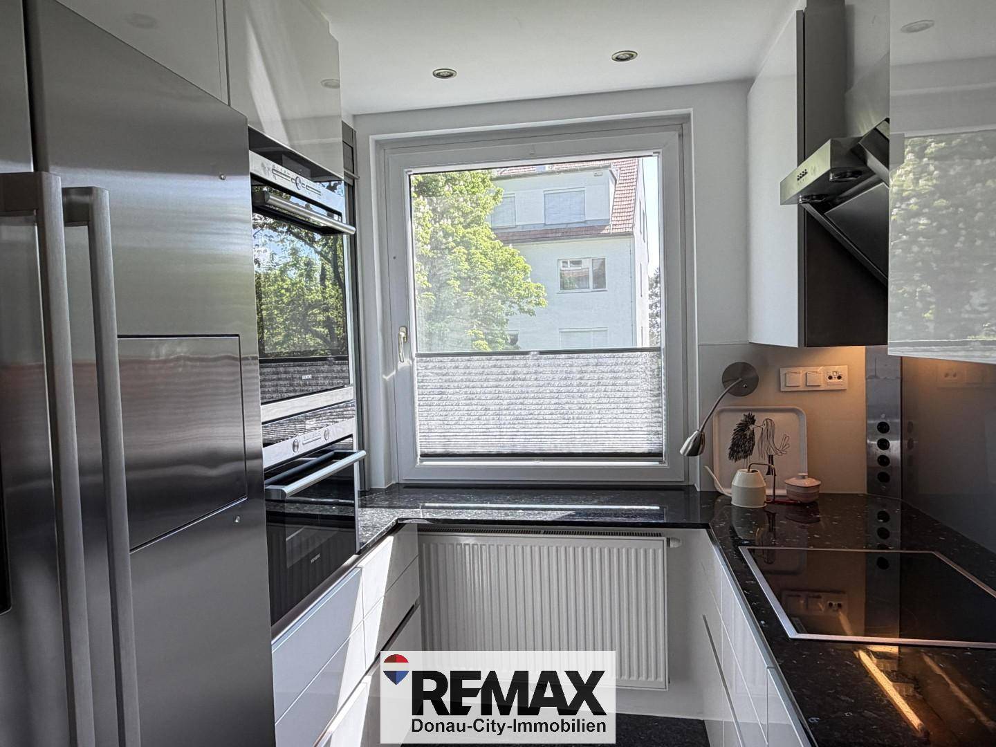 Wohnung Loggia mit Privatgarten