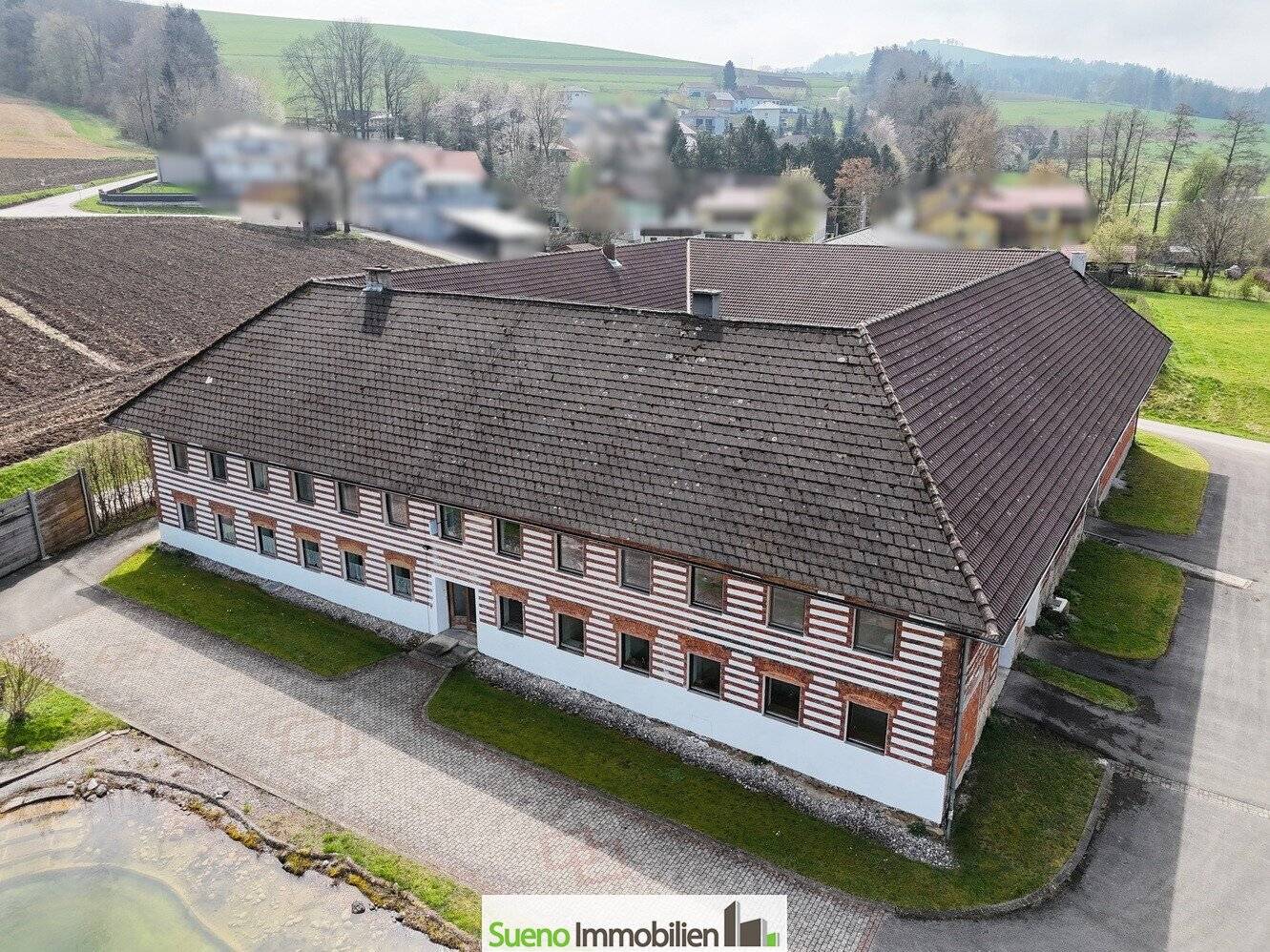 Großer Bauernhof mit 20ha Grund in Nußbach