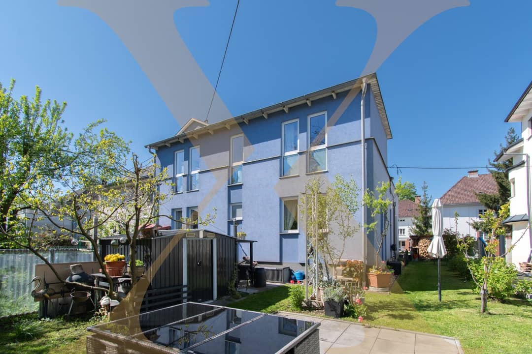 Maisonettewohnung mit Dachterrasse und Garten