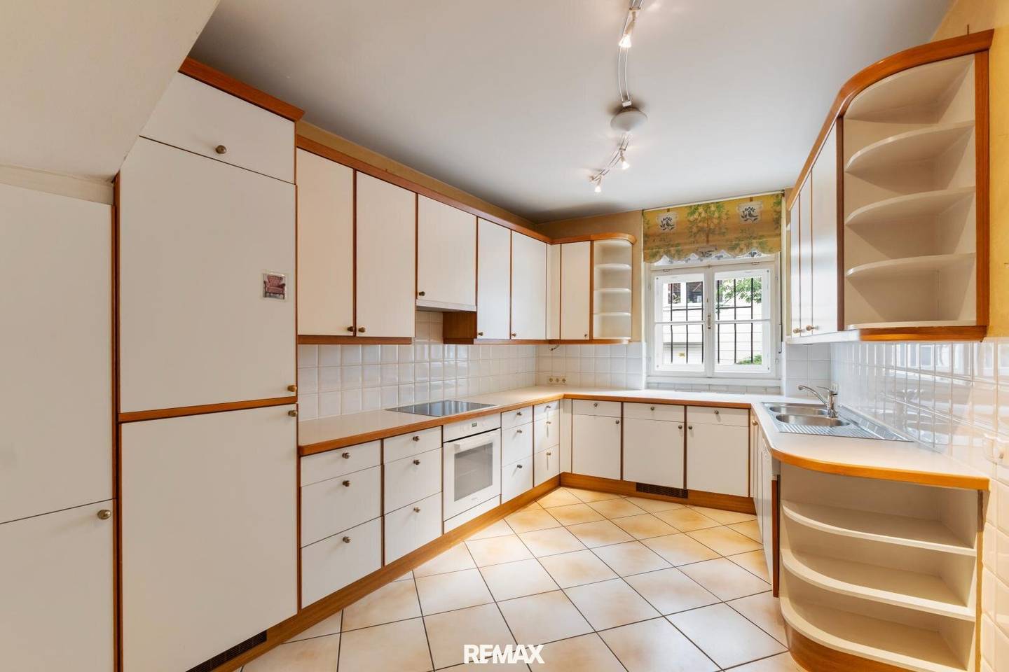 Wohnung mit eigenem Garten und Sauna