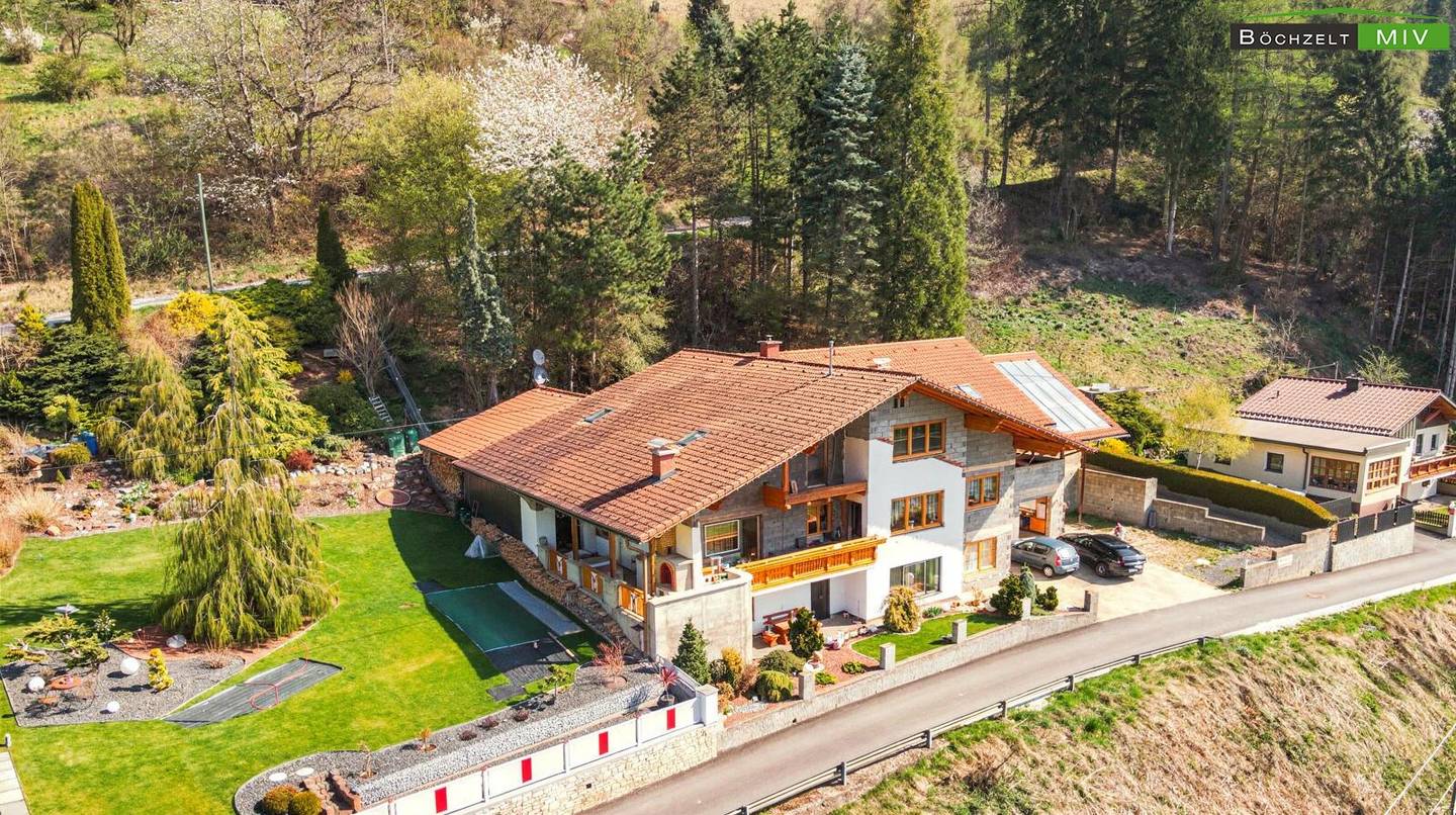 Zweifamilienhaus 359m² Thalheim