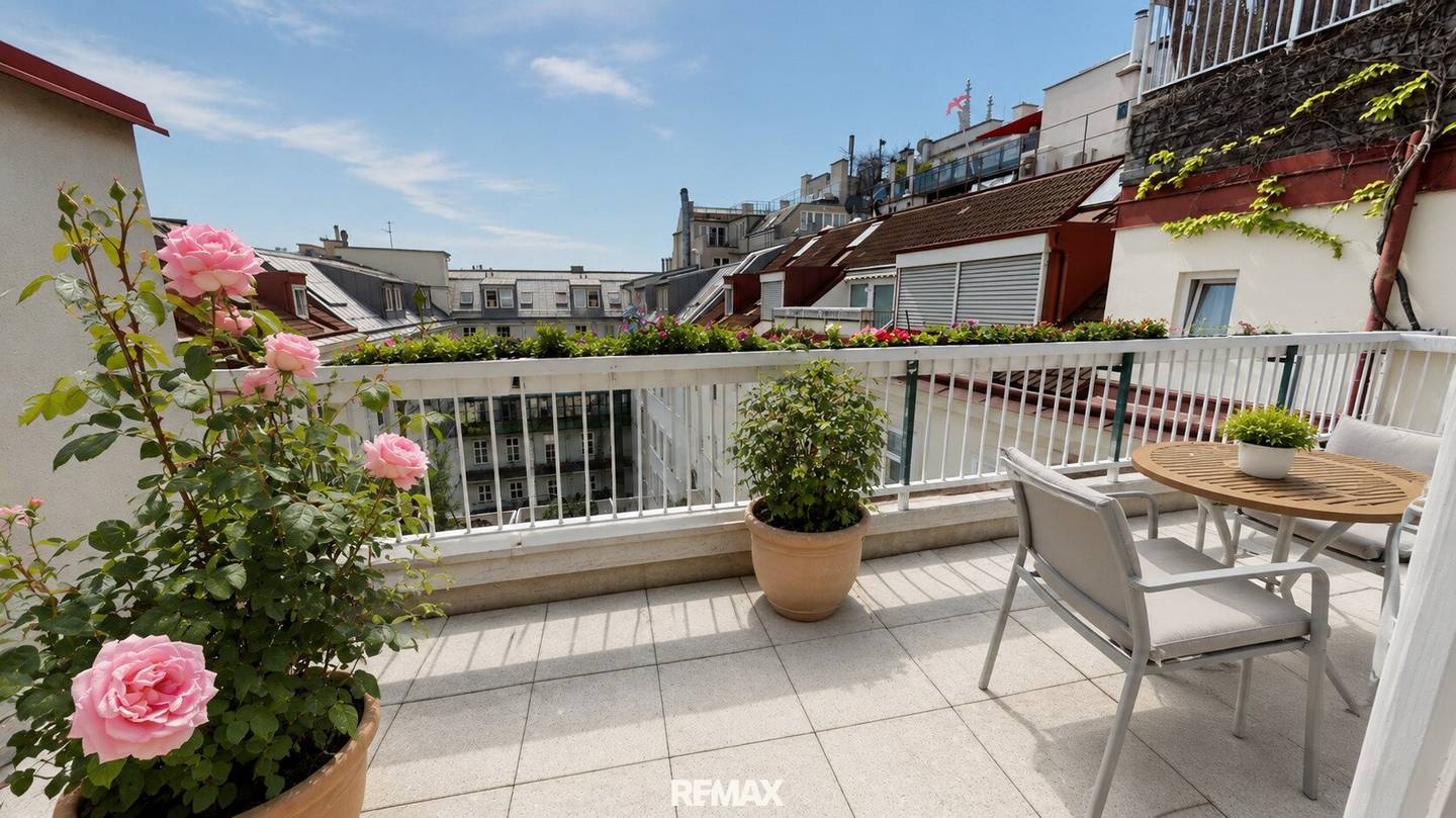 Dachgeschosswohnung hofseitige Terrasse nahe Schottentor