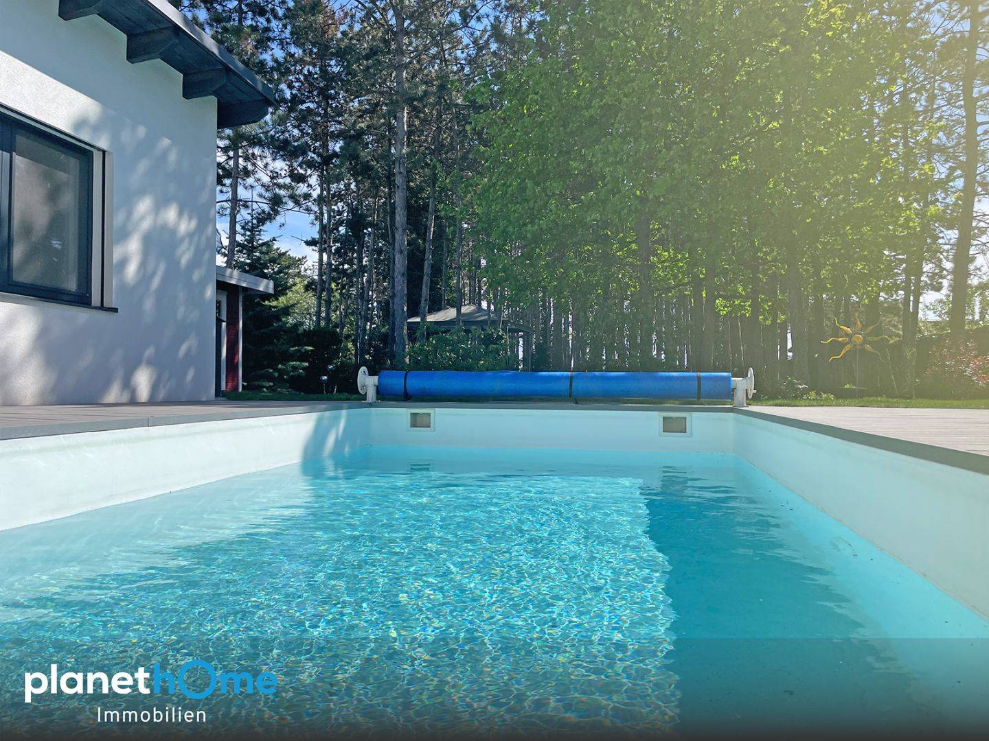 Zweifamilienhaus mit Pool in Theresienfeld