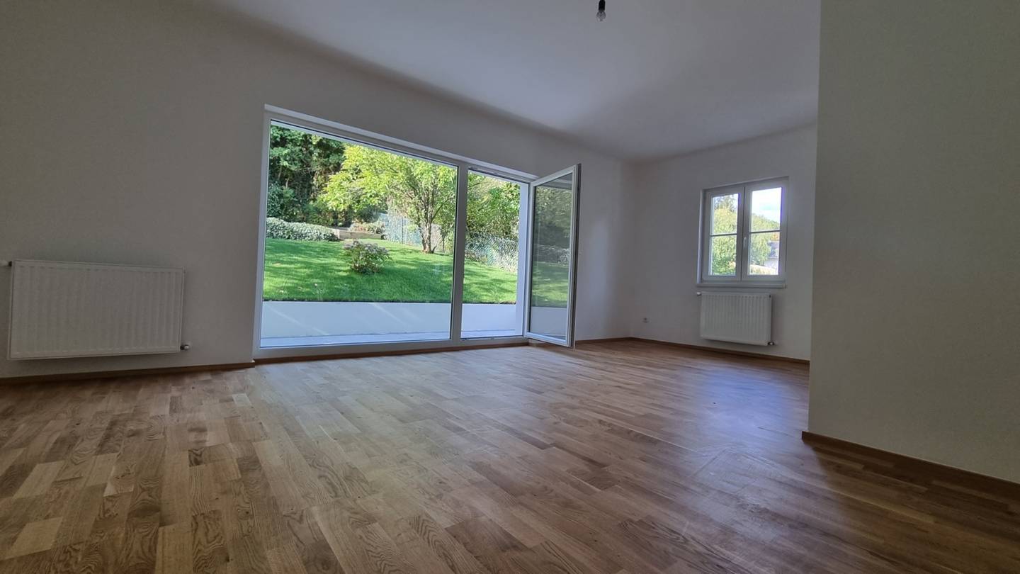 Charming family home with garden in Dornbach