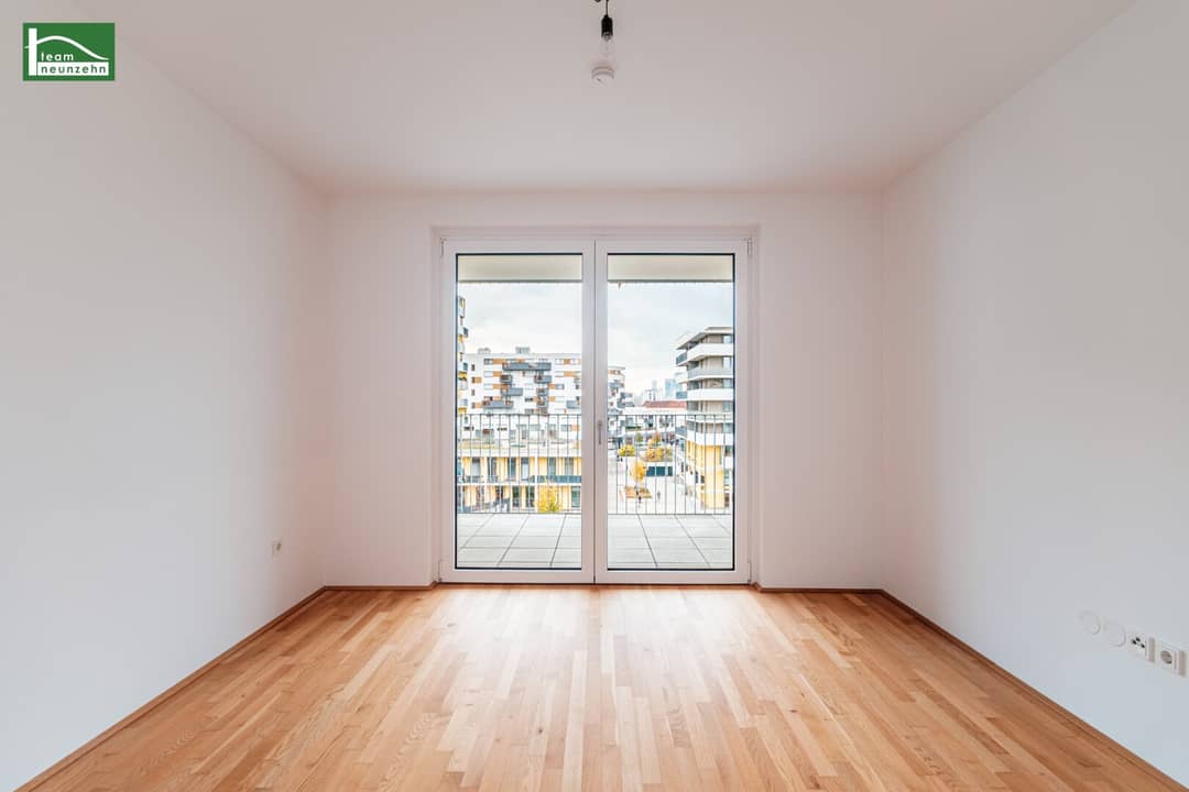 Green setting apartment with balcony and loggia