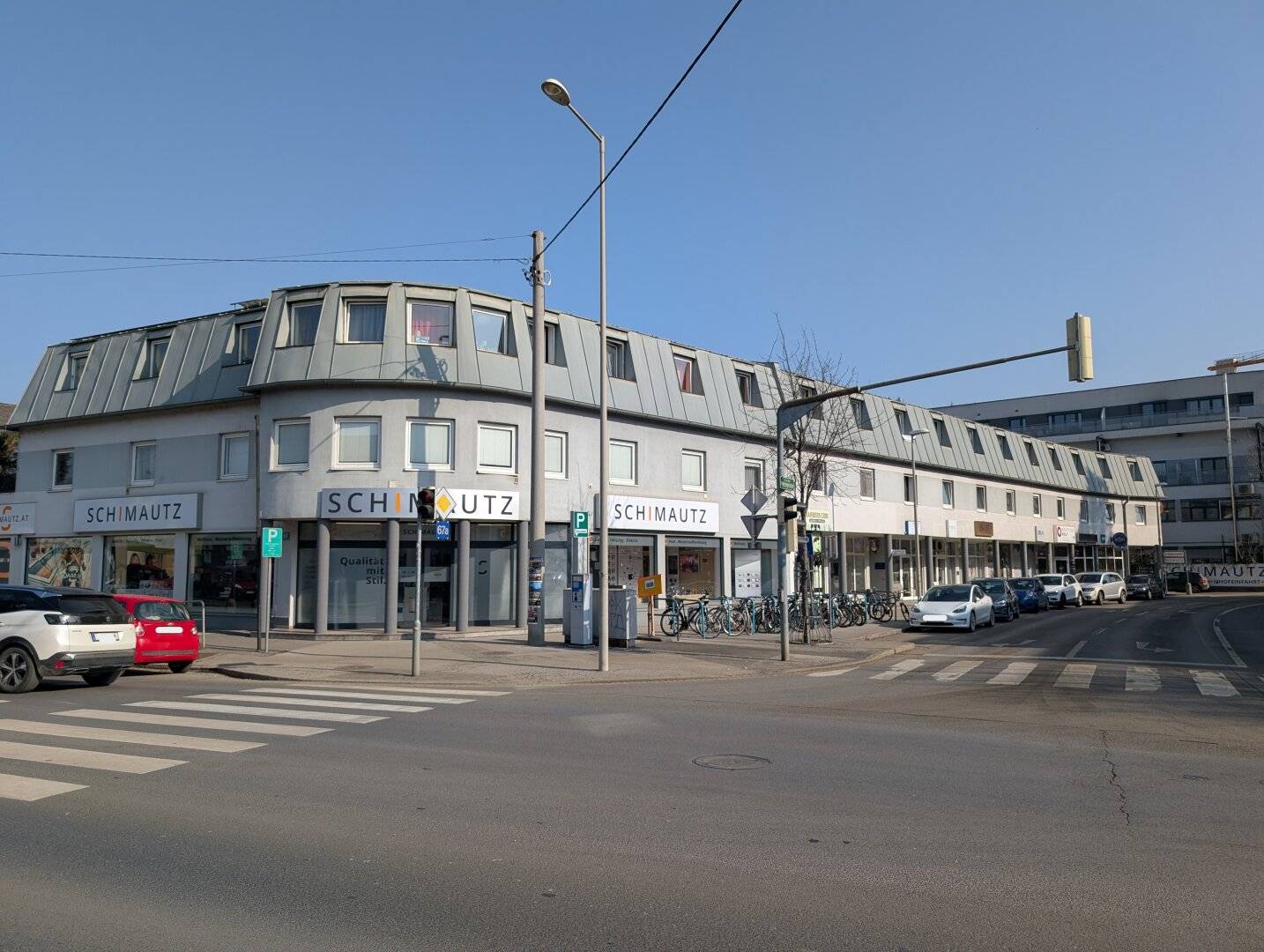 Ihre neue Business-Basis im "Schimautz-Haus" in St. Peter – Sehen, gesehen werden, durchstarten!