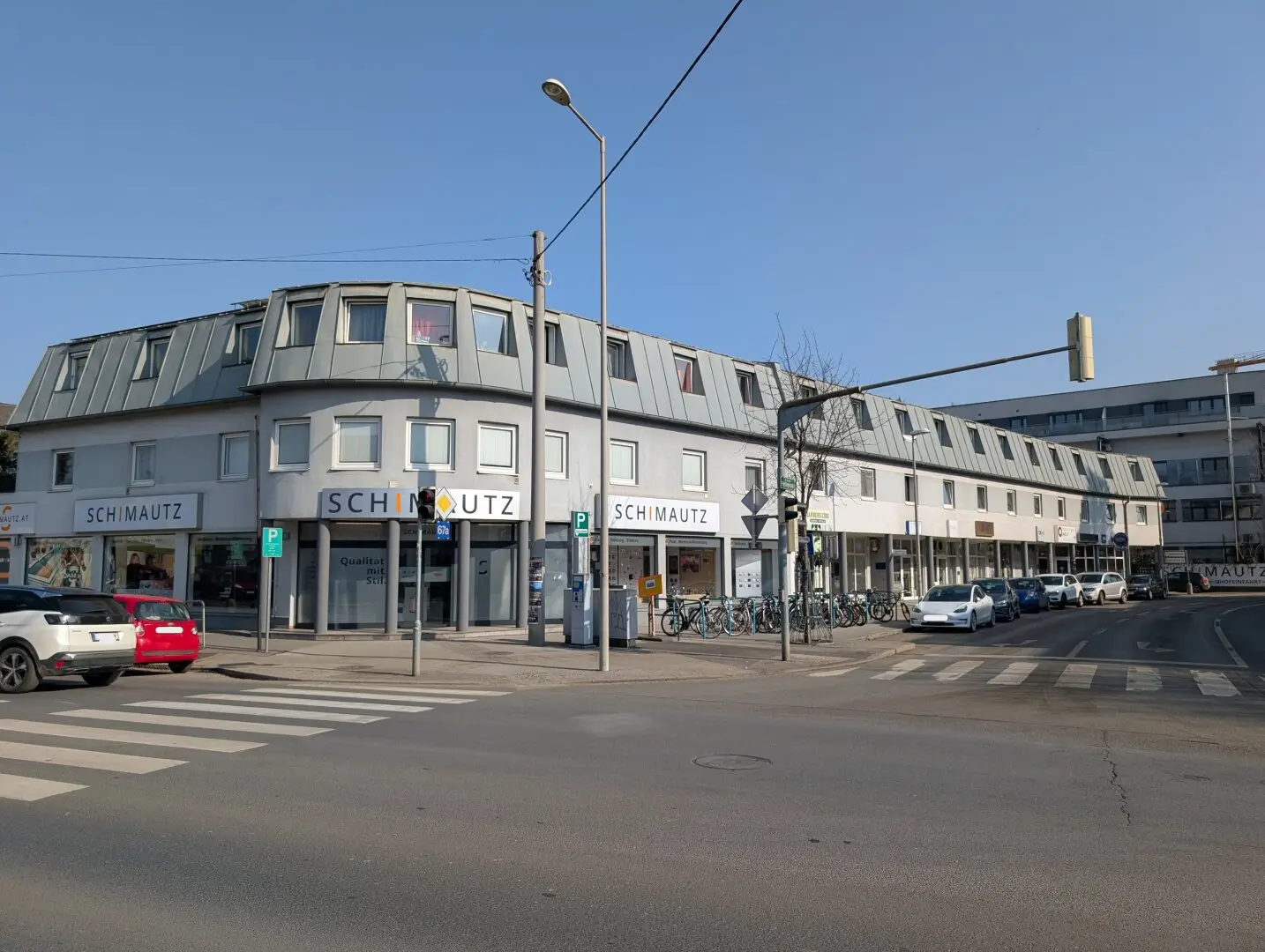 Ihre neue Business-Basis im "Schimautz-Haus" in St. Peter – Sehen, gesehen werden, durchstarten!