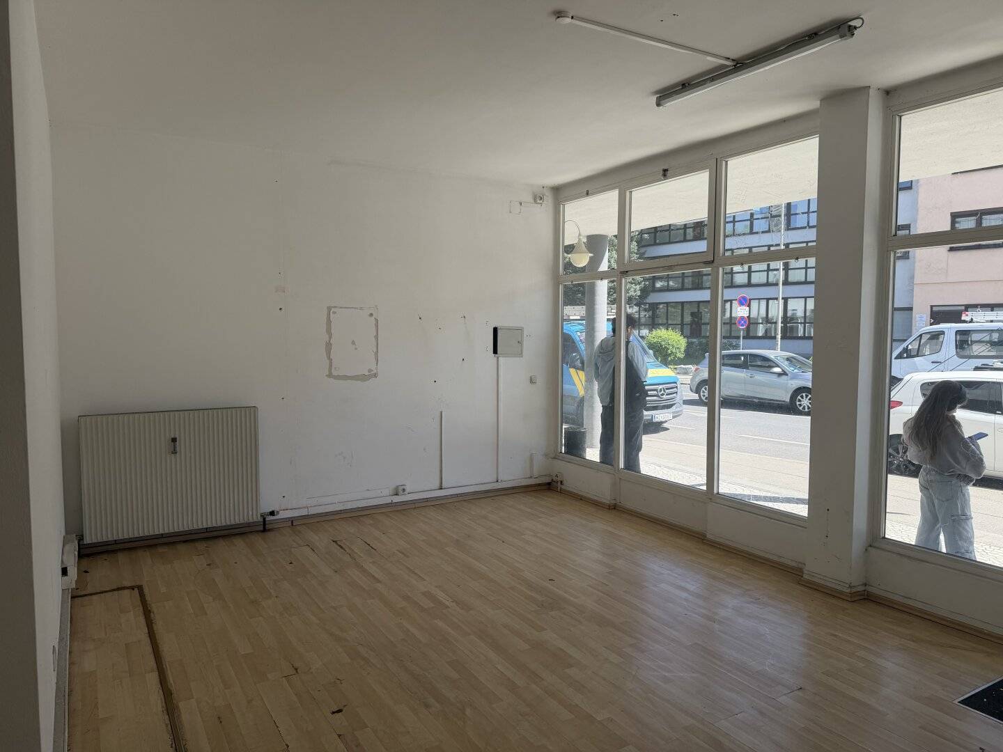 Ihre neue Business-Basis im "Schimautz-Haus" in St. Peter – Sehen, gesehen werden, durchstarten!