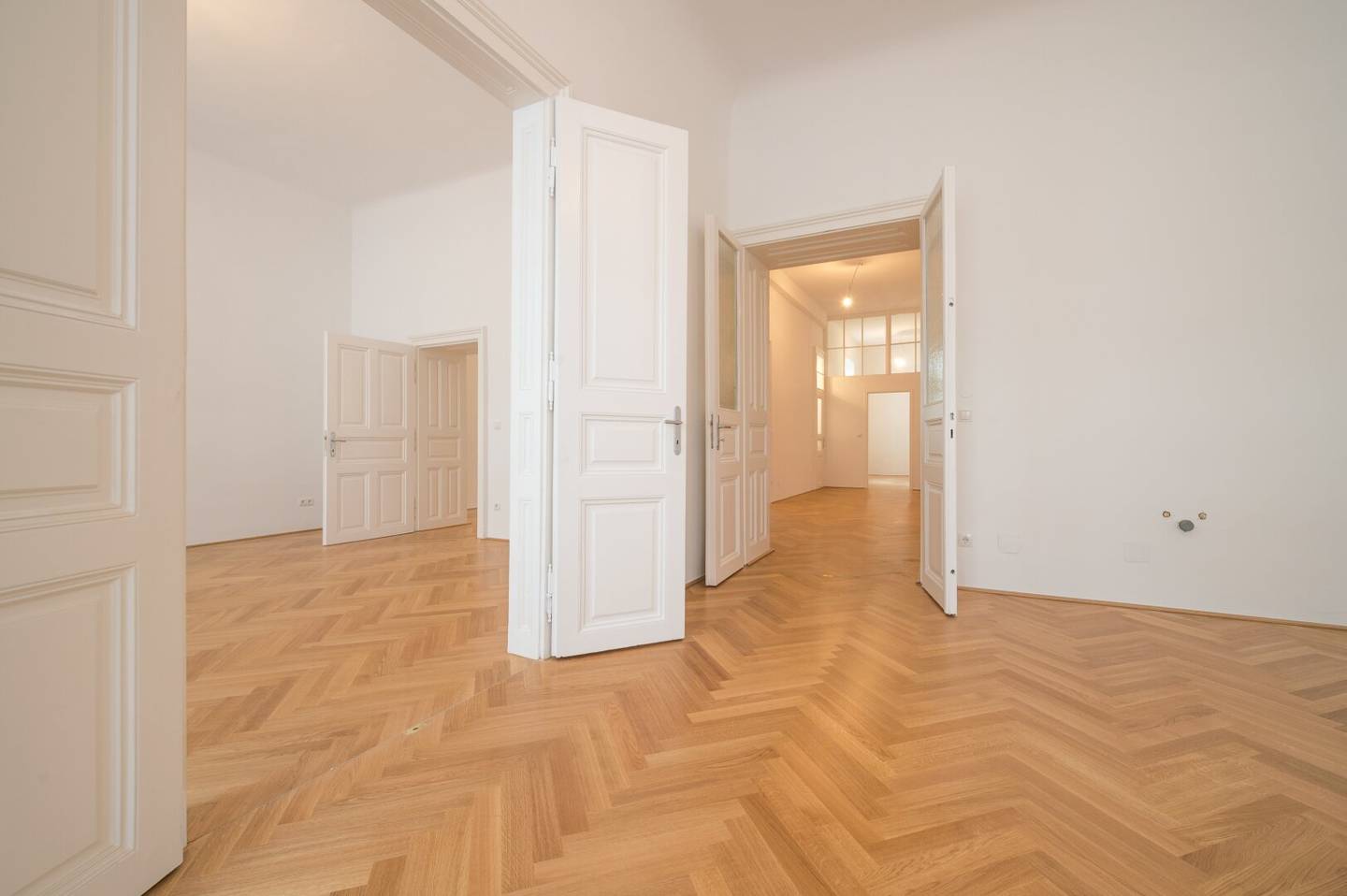 3-Zimmer-Altbau-Wohnung, 117m², Wien 2.