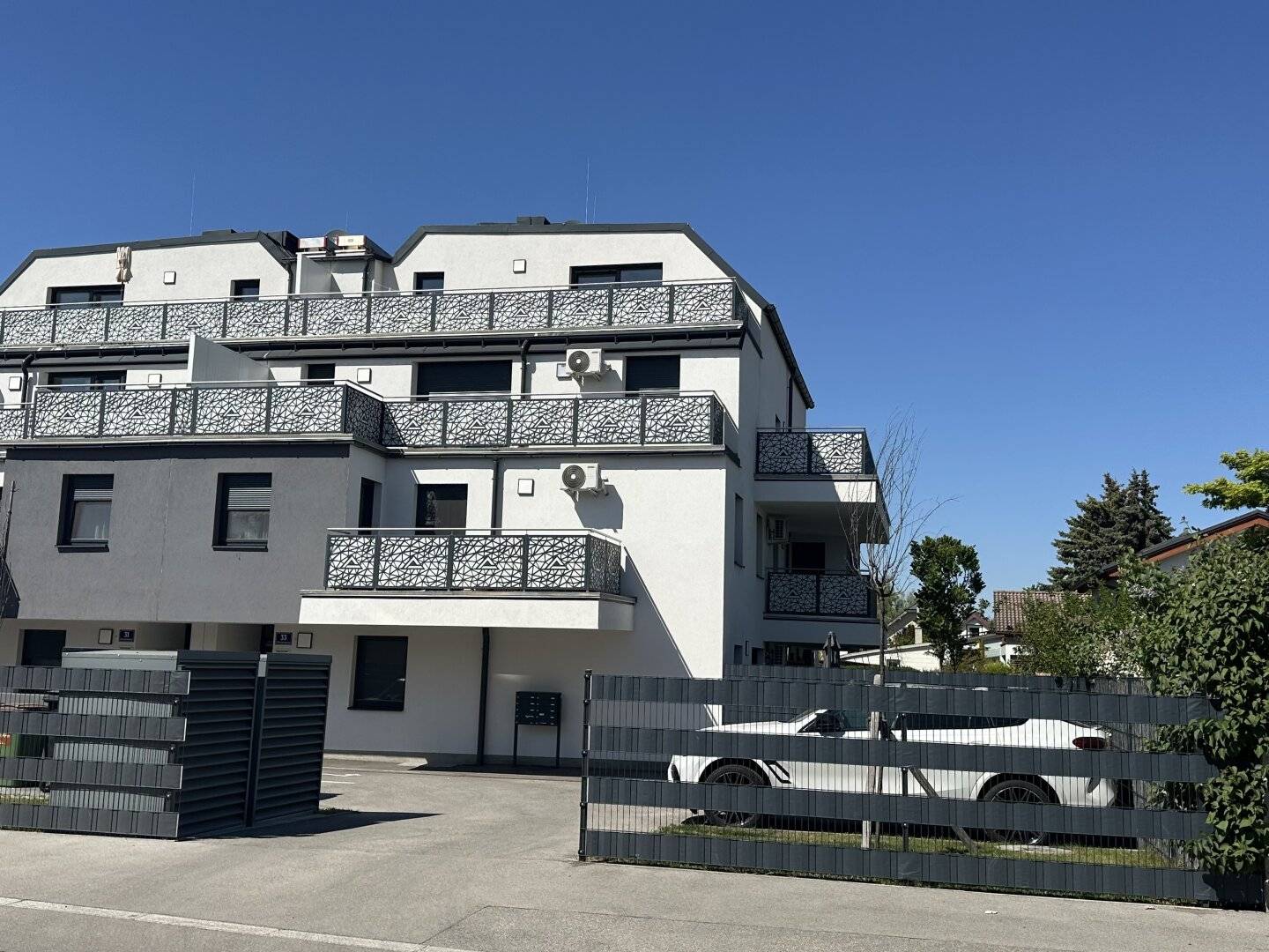 Wohnung Ruhelage helle Terrasse Luftwärmepumpe