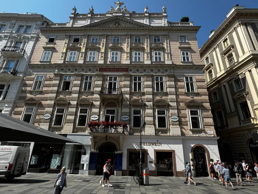 Generalsaniertes Büro am Graben