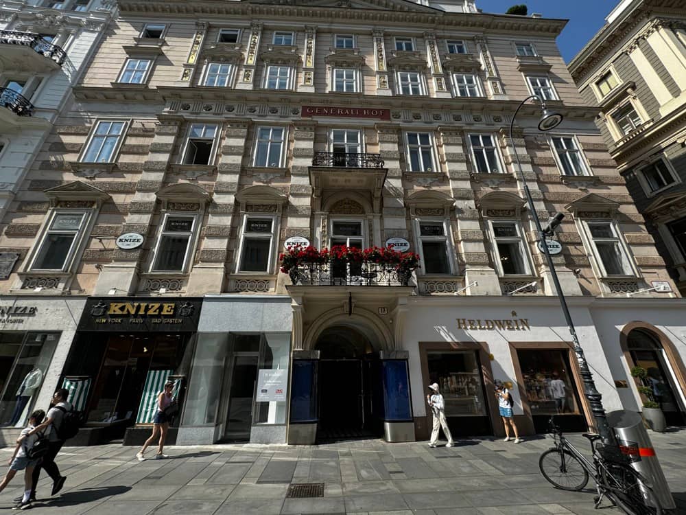 Generalsaniertes Büro am Graben