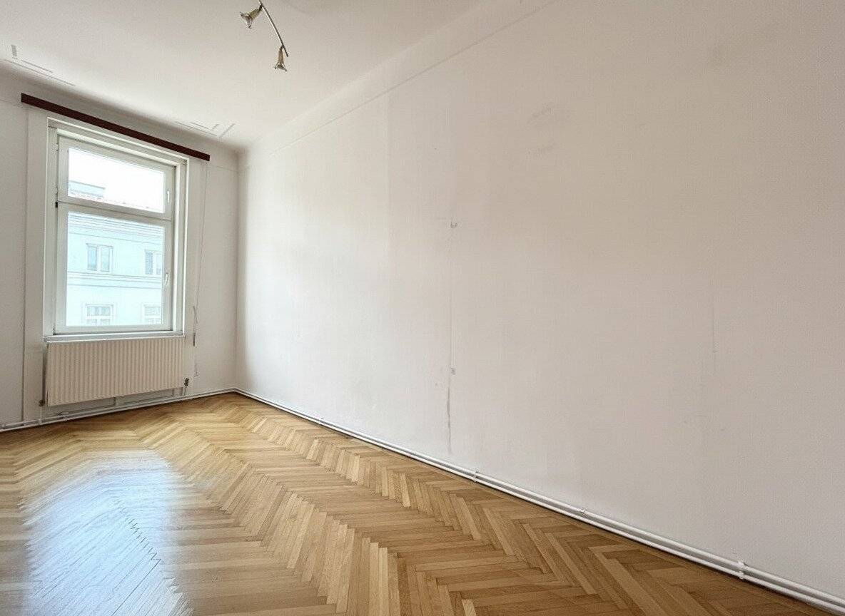 Elegante ALTBAUSUBSTANZ mit REVITALISIERUNGSPOTENZIAL und künftigem U-Bahn-Anschluss in Gehdistanz