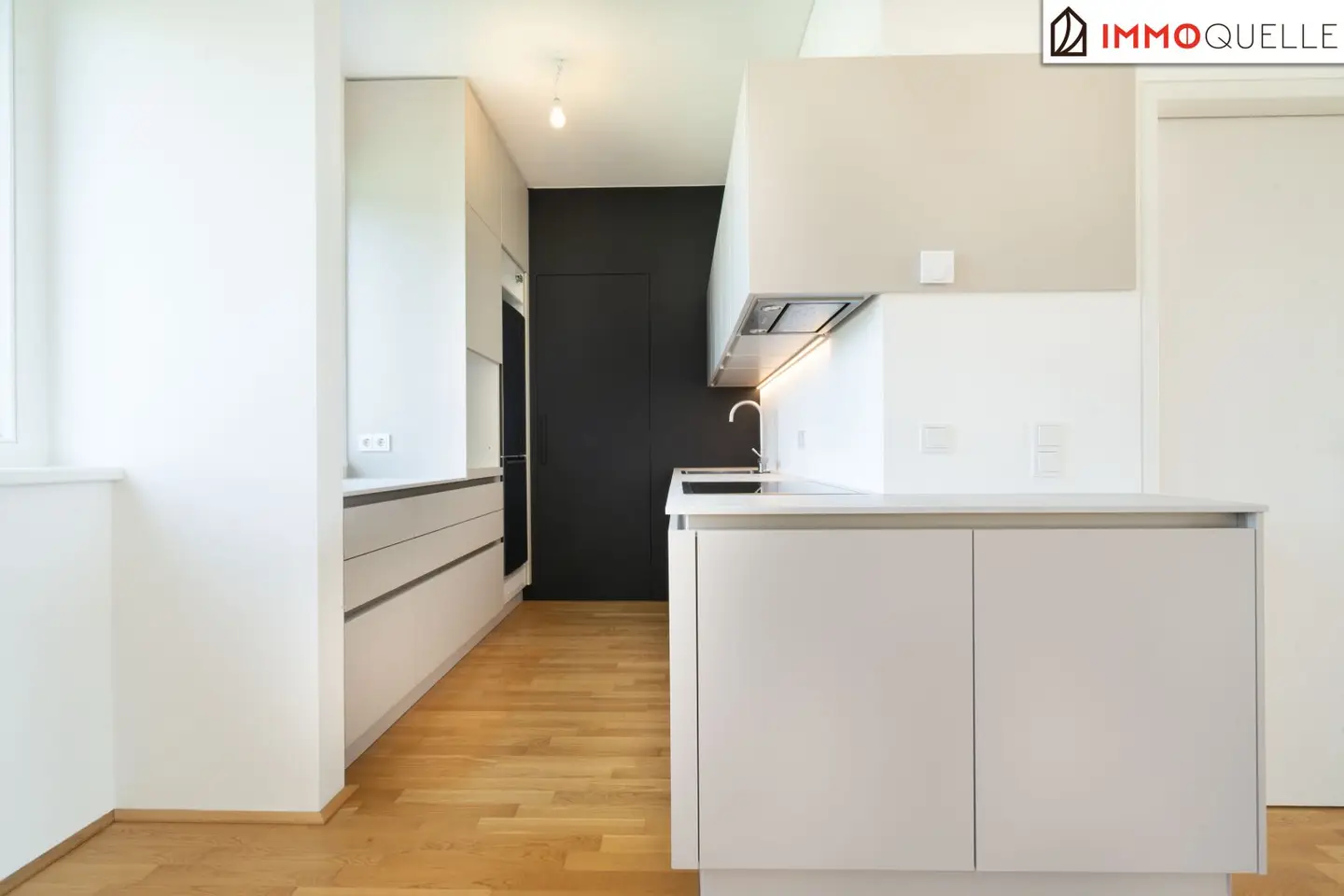 Apartment in a quiet location with loggia and underground parking