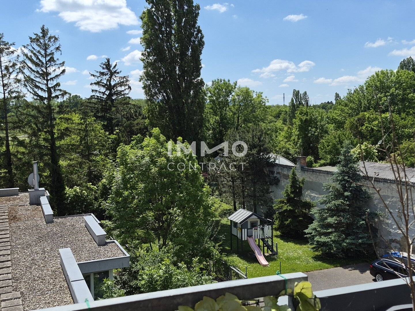 2-room attic apartment with green view, terrace and garage