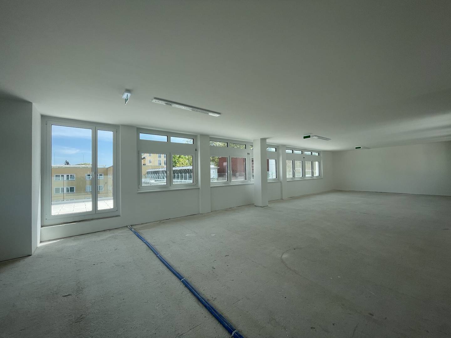 Fully Refurbished Office Spaces EKAZENT Hietzing