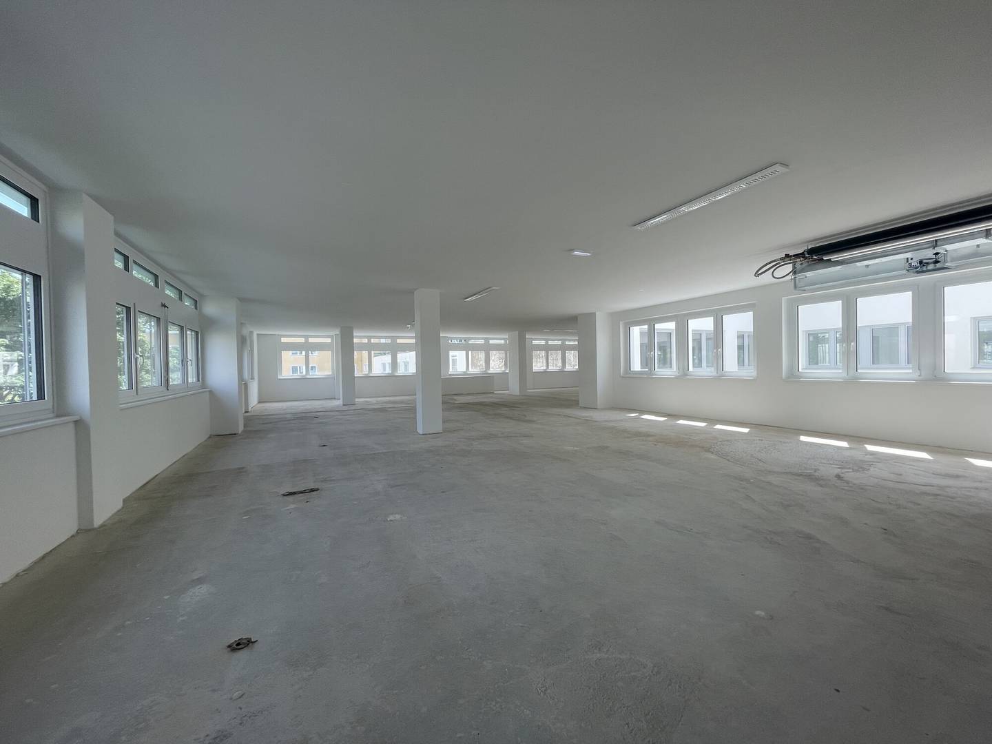 Fully Refurbished Offices EKAZENT Hietzing
