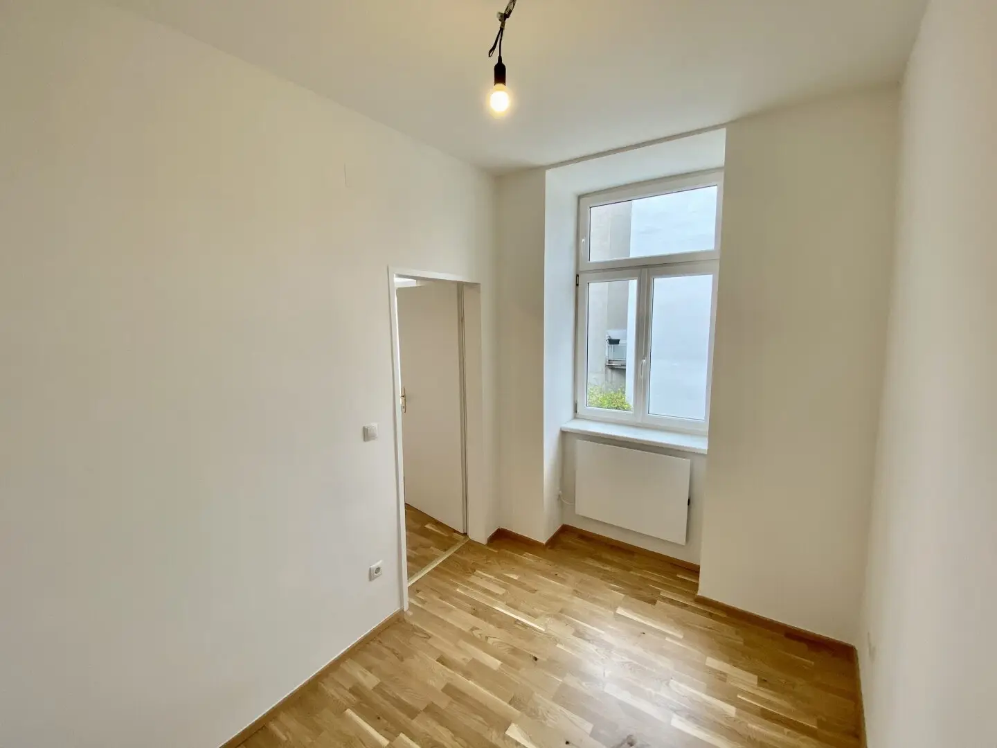 Charming 2-Room Apartment in Hernals