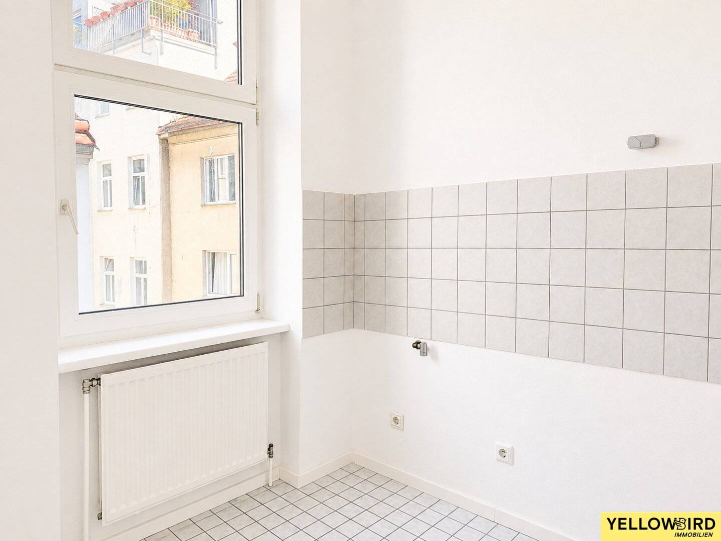 Apartment near Belvedere with balcony and lift