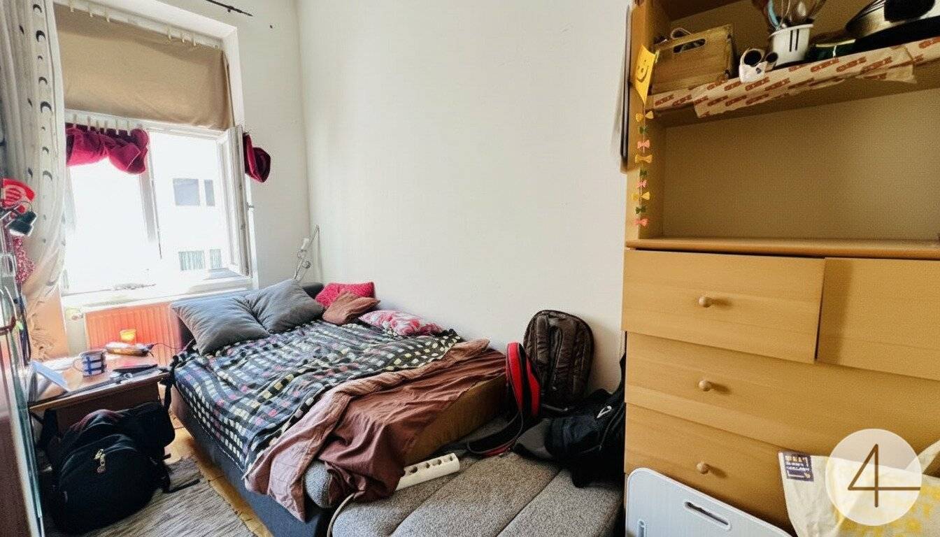 Apartment in a quiet side street near S7 and U3