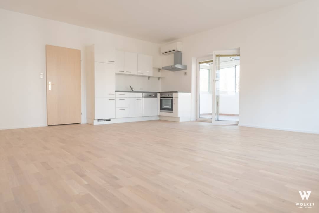Apartment with garden and winter garden near city forest