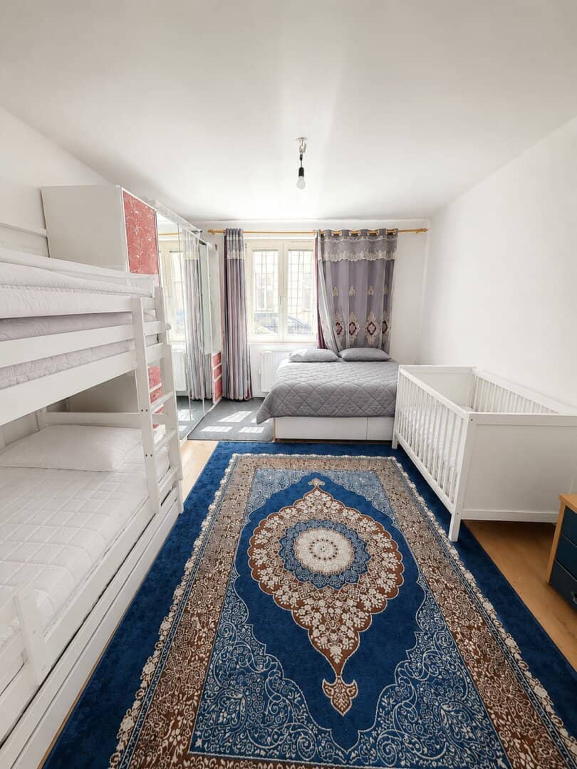 Sanierte Wohnung mit Loggia nahe Brunnenmarkt