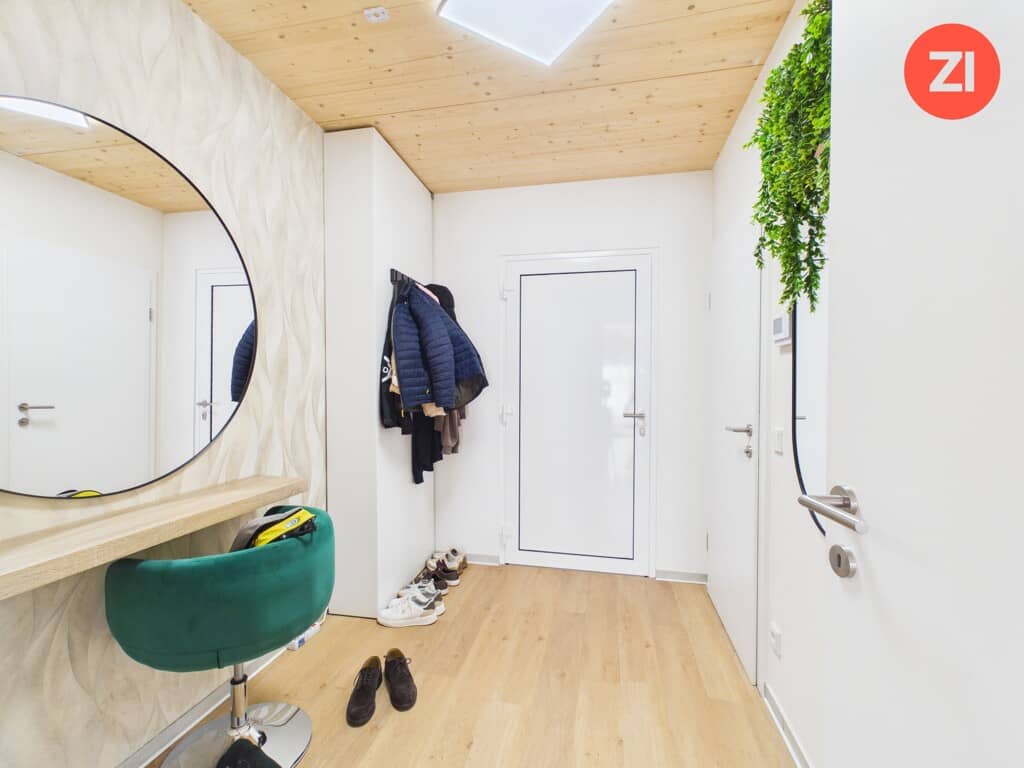 Terraced House with Garden in Wels