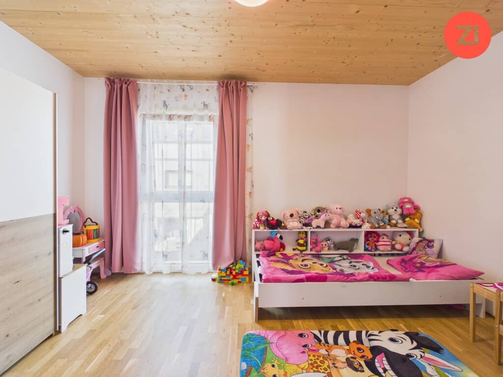 Terraced House with Garden in Wels