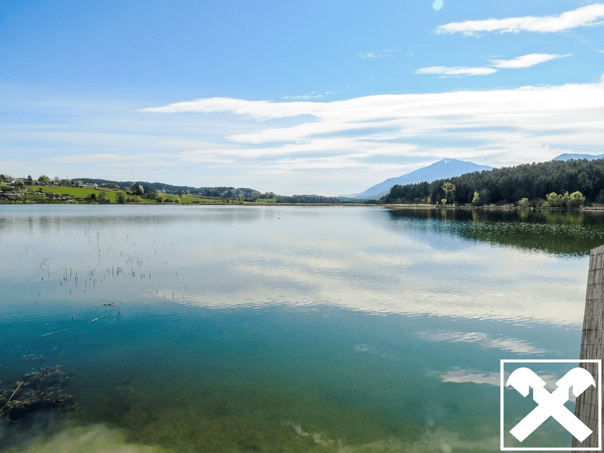 Traumhaftes Seegrundstück mit Badehaus am Turnersee
