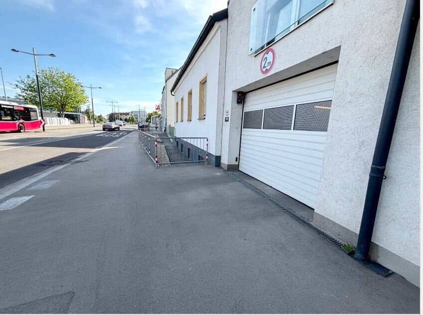 Garage space in Vienna 1220