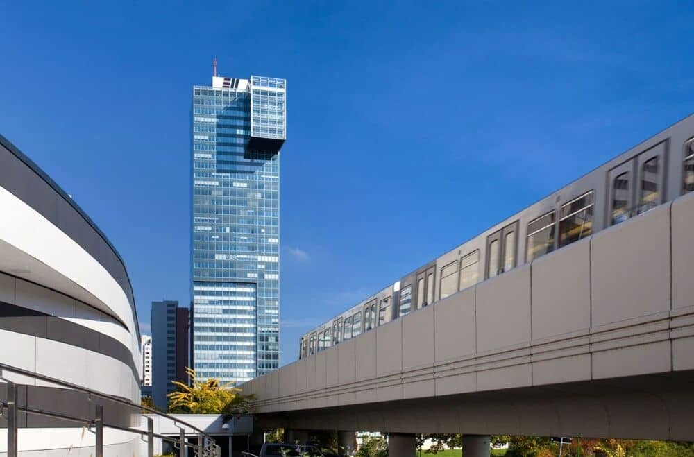 IZD Tower Office 17th Fl 1493m² Vienna