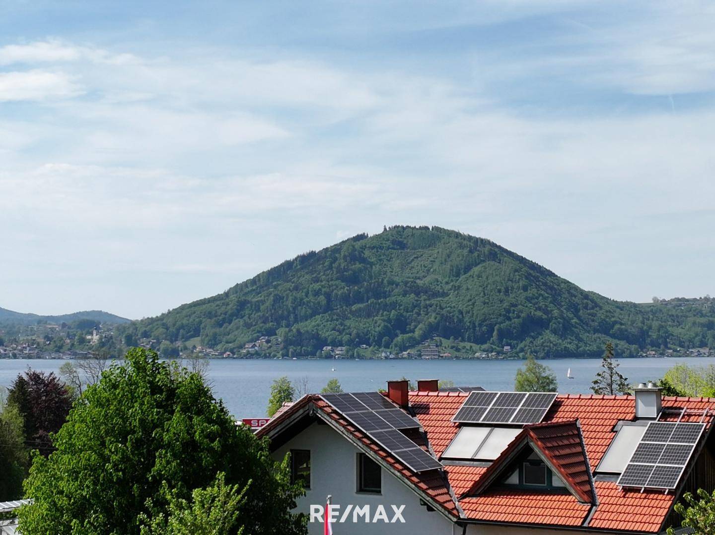 Anwesen mit Atterseeblick in Weyregg