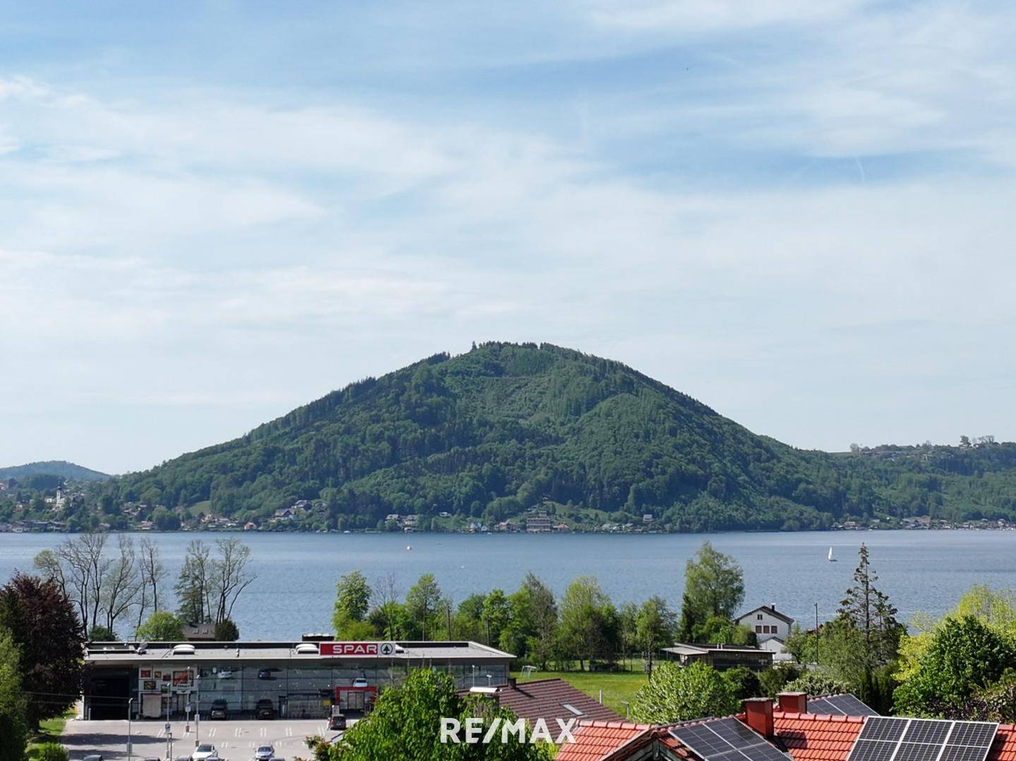 Anwesen mit Atterseeblick in Weyregg