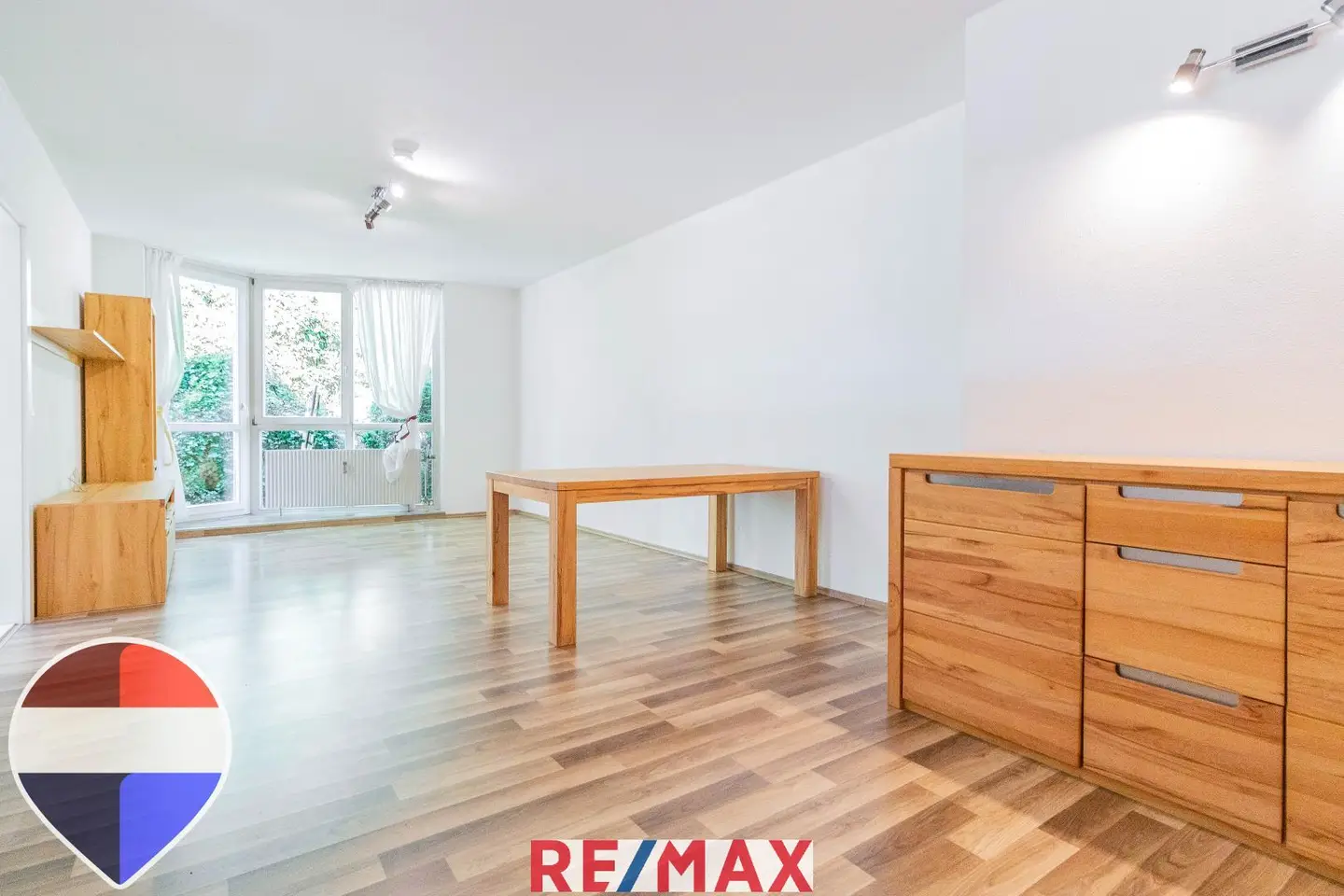 Naturnahe Wohnung mit Terrasse und Tiefgarage